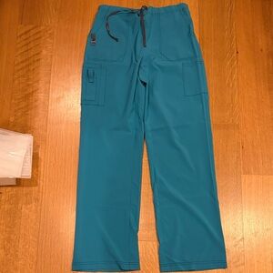 Women’s teal cargo scrub pants